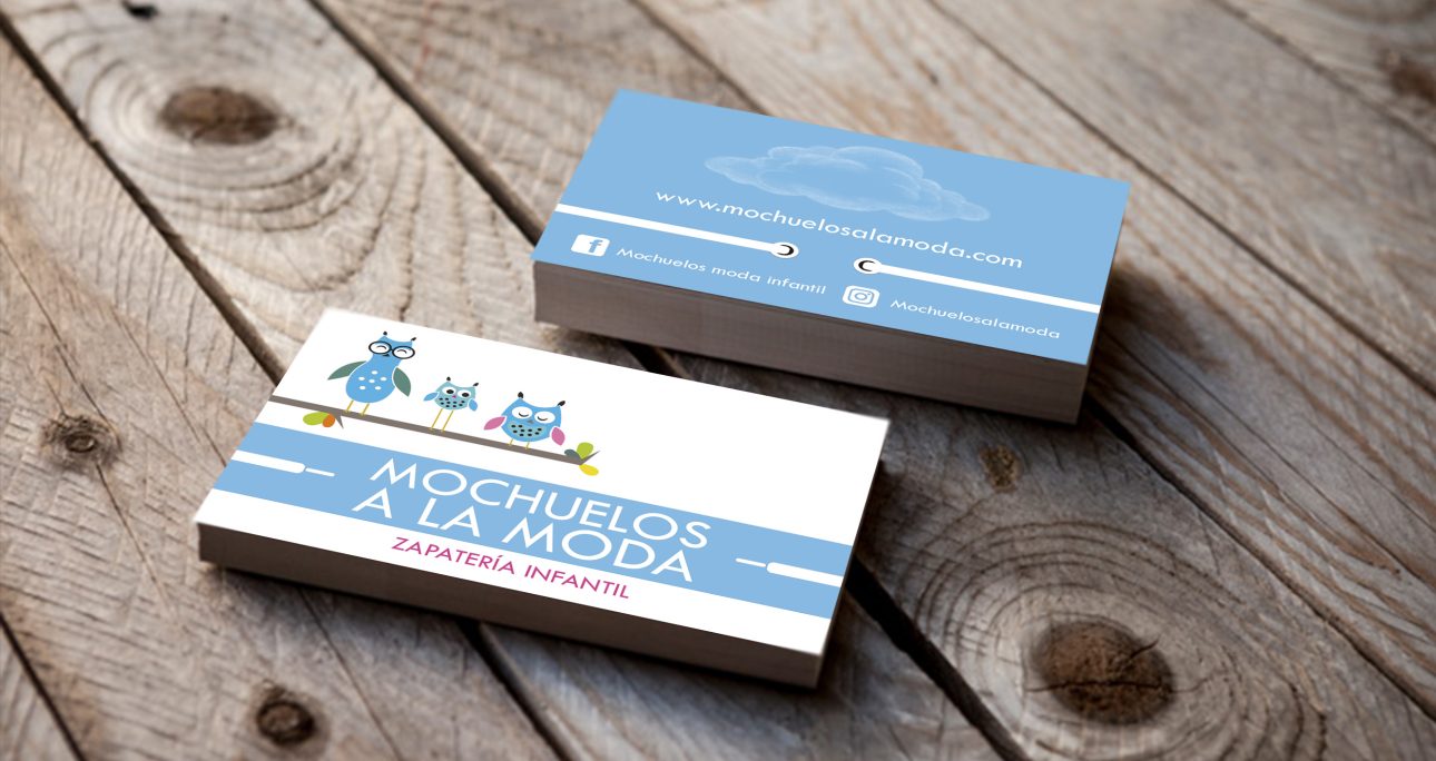 Tarjeta Mockup_11