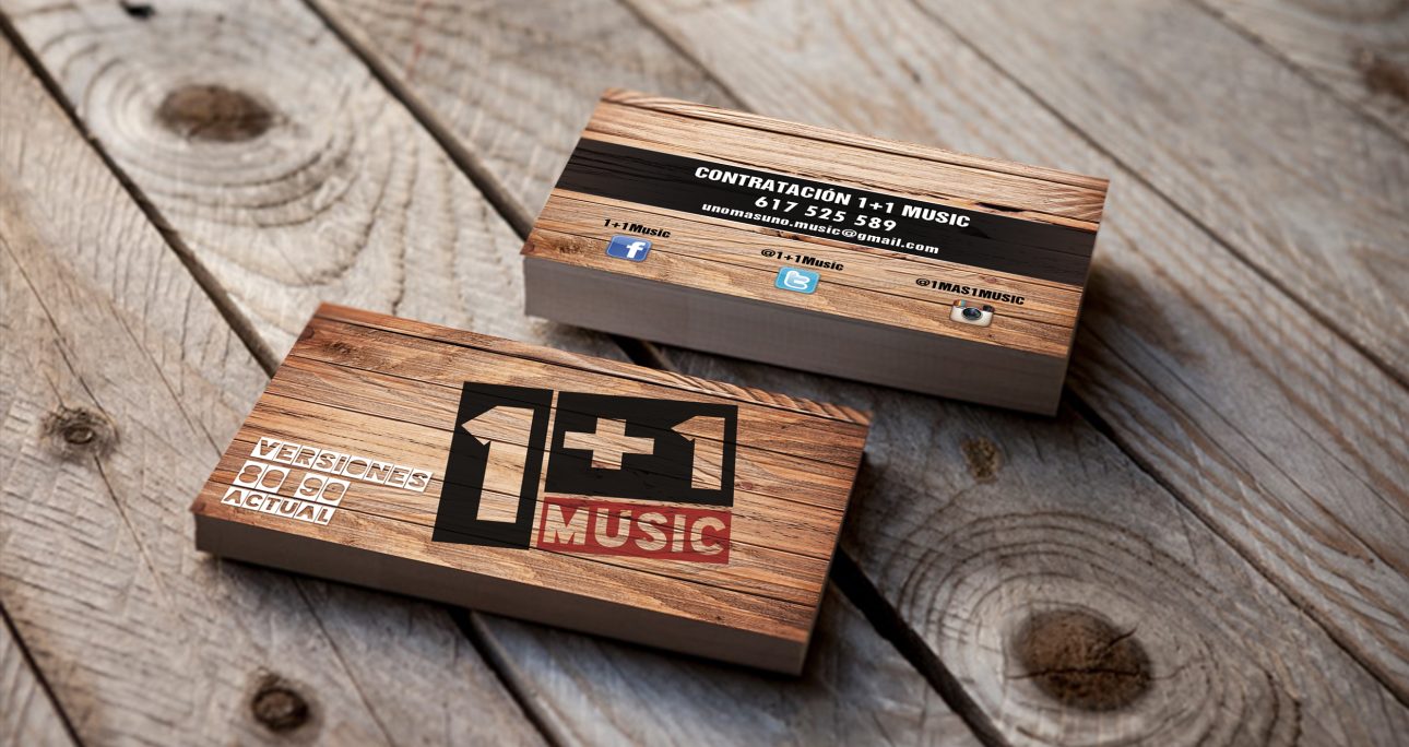 Tarjeta Mockup_12